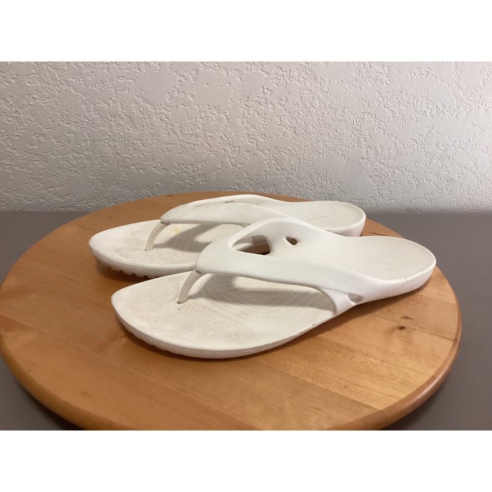 Crocs‎ Flip Flop Women Size 9 White Iconic Comfort Thong Sandal Casual Summer